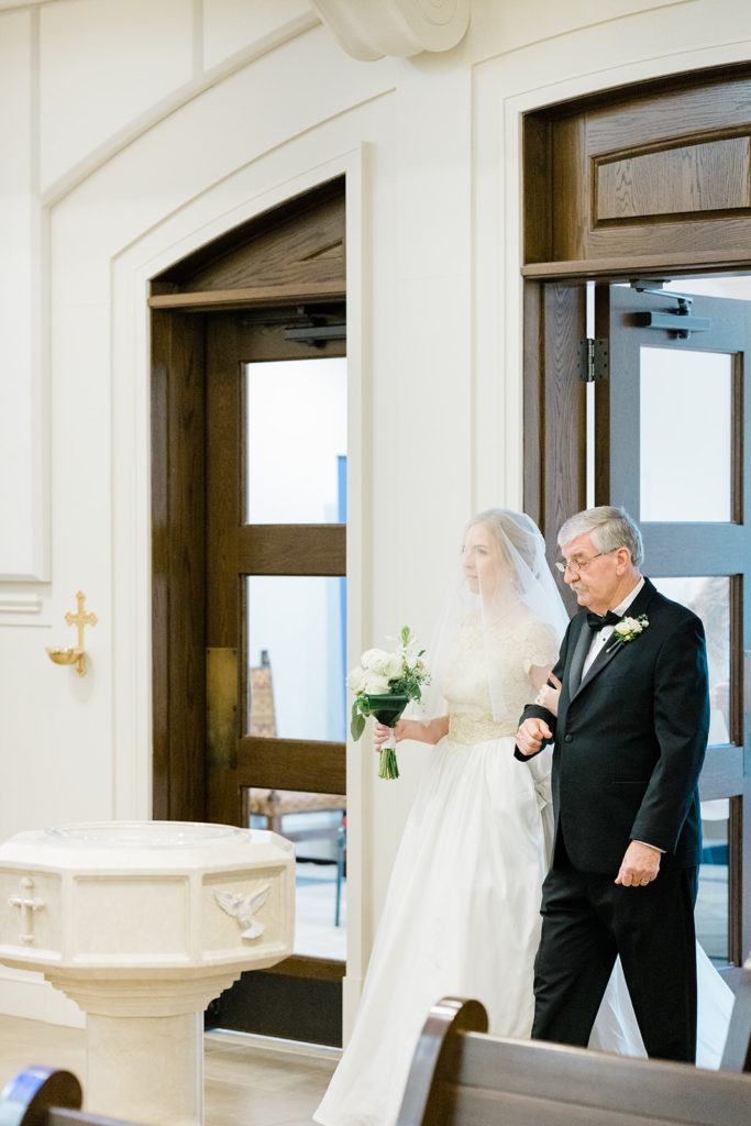 Traditional Catholic Wedding Photographer